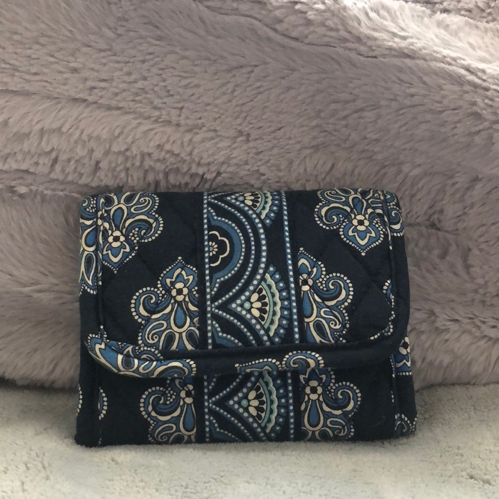 Trifold Vera Bradley wallet